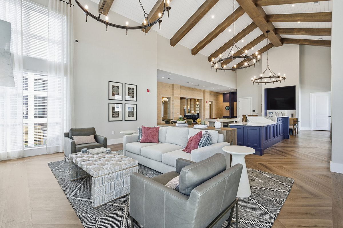 Crofthouse West Cobb lounge with sofas and coffee table - Powder Springs, GA